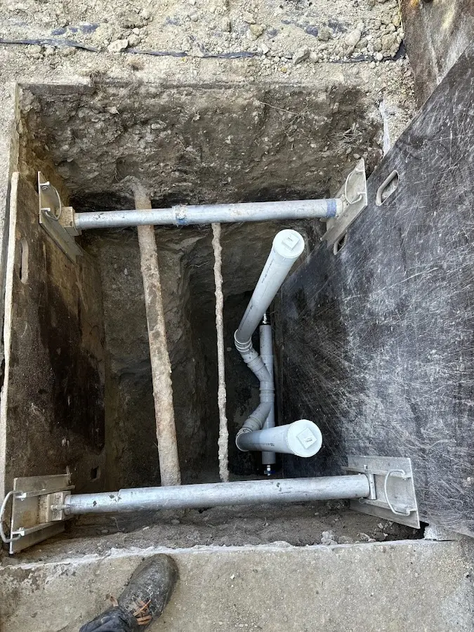 Experienced plumber completing Drain Cleaning work in Esperance